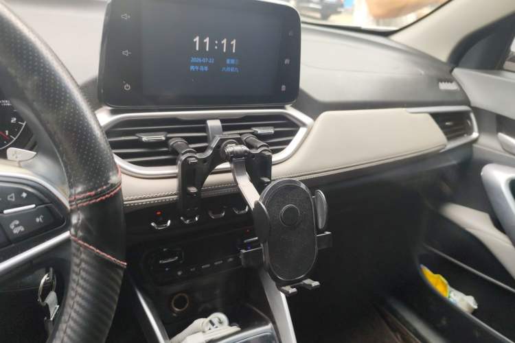 Used Baojun 510 2017 1.5L Automatic Fashion Model Audio And AC Panel