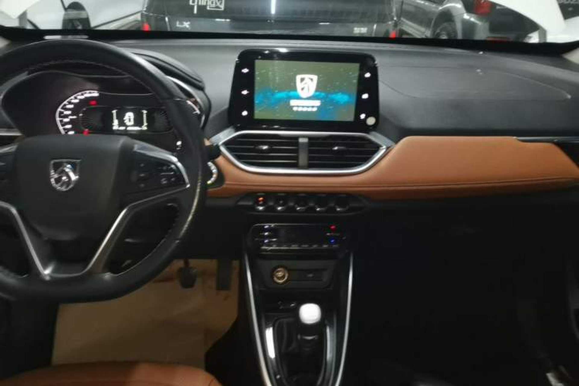 Used Baojun 510 2017 1.5L Manual Luxury Model Audio And AC Panel