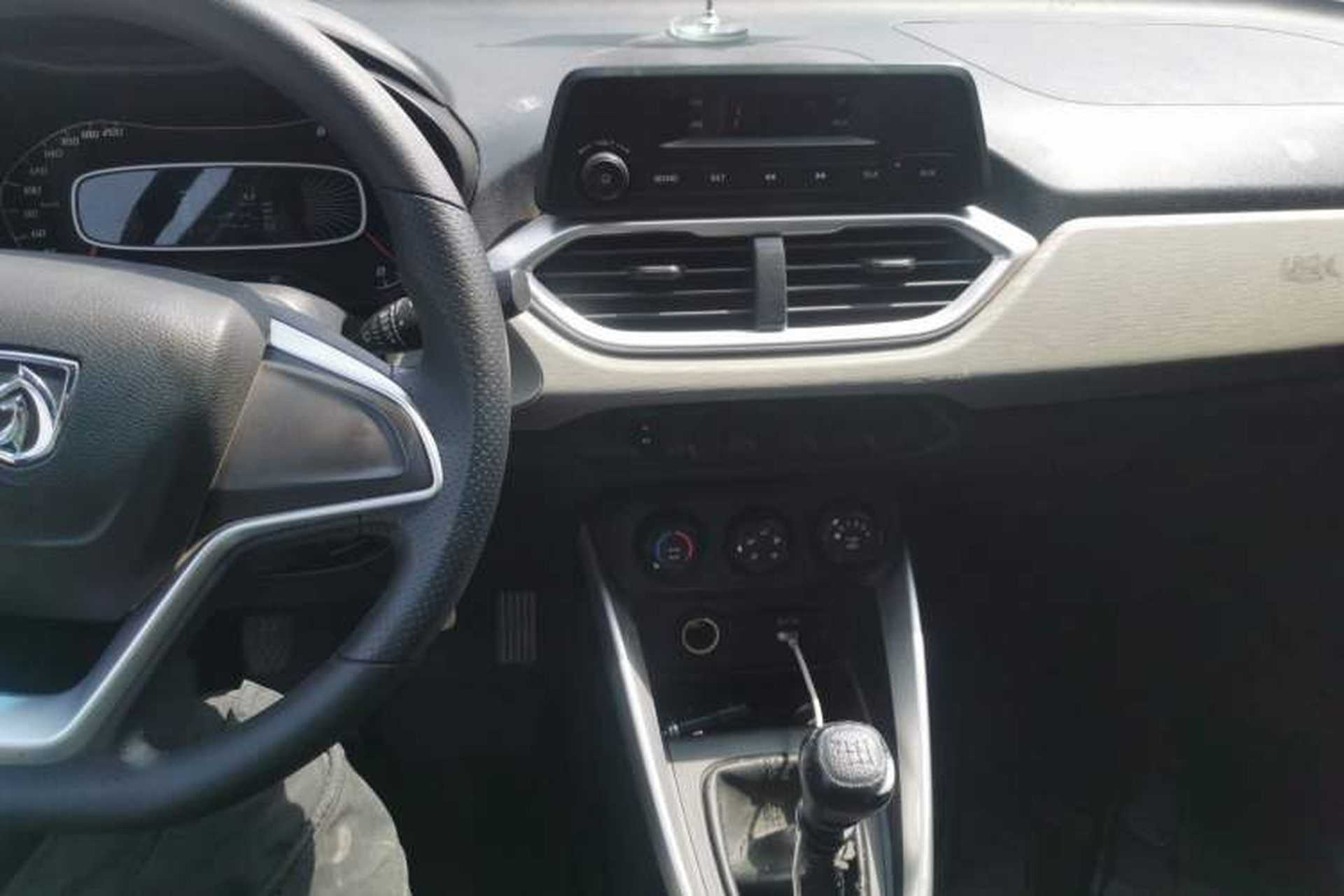 Used Baojun 510 2017 1.5L manual Comfort trim Audio And AC Panel
