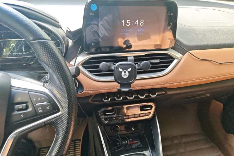Used Baojun 510 2017 1.5L Manual Luxury Model Audio And AC Panel