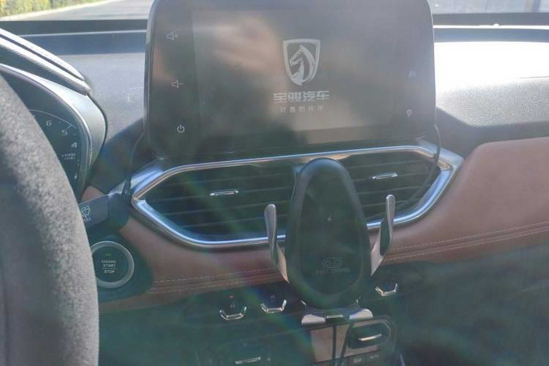 Used Baojun 510 2017 1.5L Manual Luxury Model Audio And AC Panel