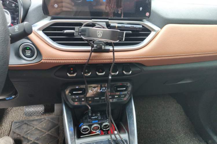 Used Baojun 510 2017 1.5L Automatic Luxury Model Audio And AC Panel