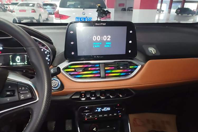 Used Baojun 510 2017 1.5L Manual Luxury Model Audio And AC Panel