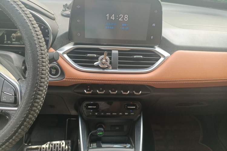 Used Baojun 510  Audio And AC Panel