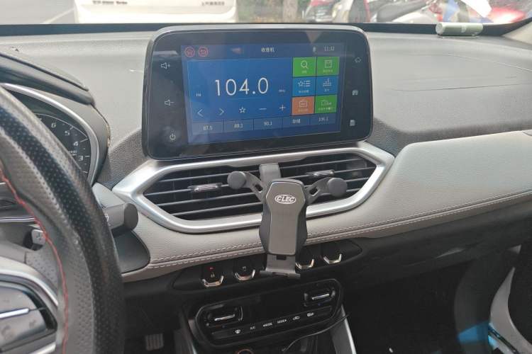 Used Baojun 510 2017 1.5L Automatic Fashion Model Audio And AC Panel