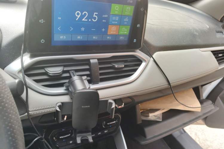 Used Baojun 510 2017 1.5L Automatic Fashion Model Audio And AC Panel
