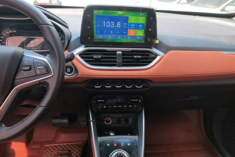 Used Baojun 510 2017 1.5L Automatic Luxury Model Audio And AC Panel