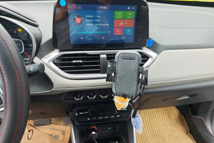 Used Baojun 510 2017 1.5L Automatic Fashion Model Audio And AC Panel