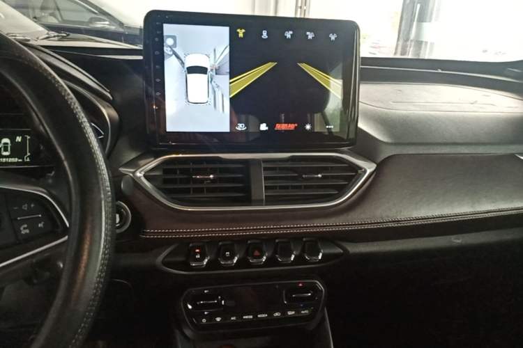 Used Baojun 510 2017 1.5L Automatic Luxury Model Audio And AC Panel