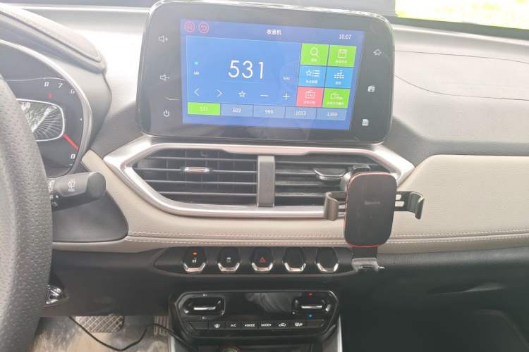 Used Baojun 510 2017 1.5L Automatic Fashion Model Audio And AC Panel
