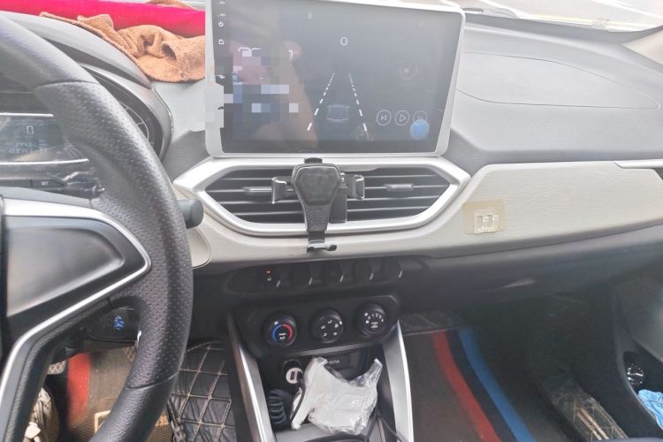 Used Baojun 510 2017 1.5L manual Comfort trim Audio And AC Panel