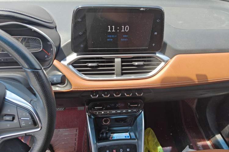 Used Baojun 510 2017 1.5L Automatic Luxury Model Audio And AC Panel