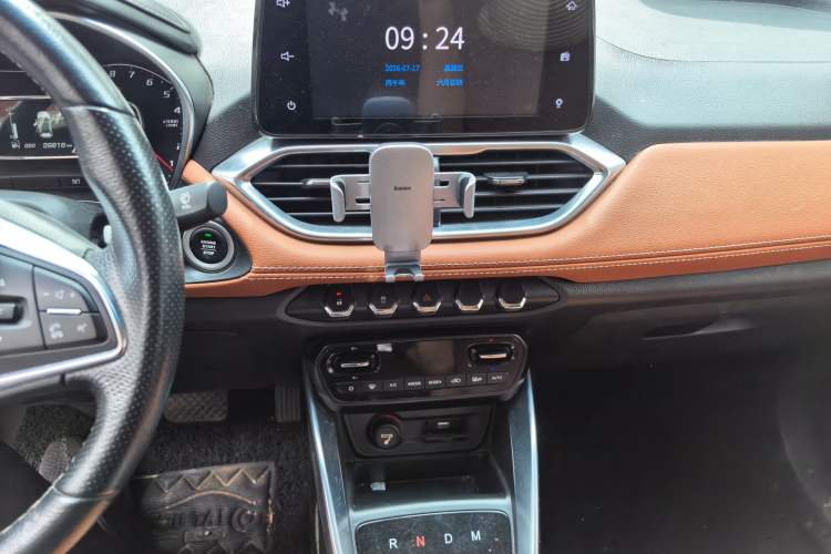 Used Baojun 510 2017 1.5L Automatic Luxury Model Audio And AC Panel