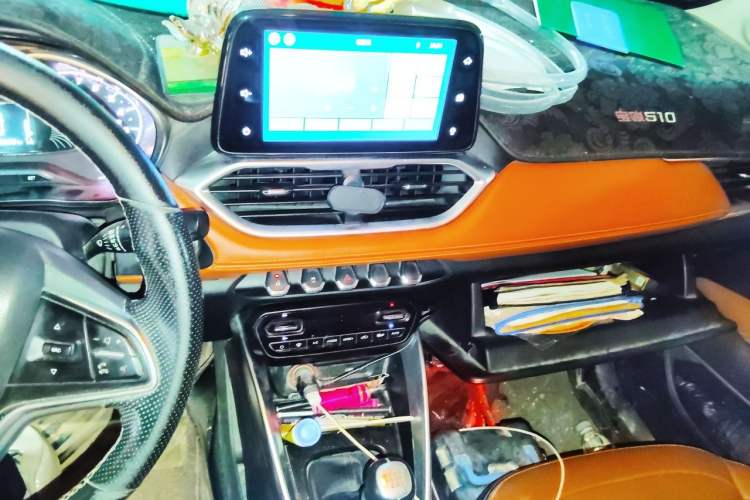Used Baojun 510 2017 1.5L Manual Luxury Model Audio And AC Panel