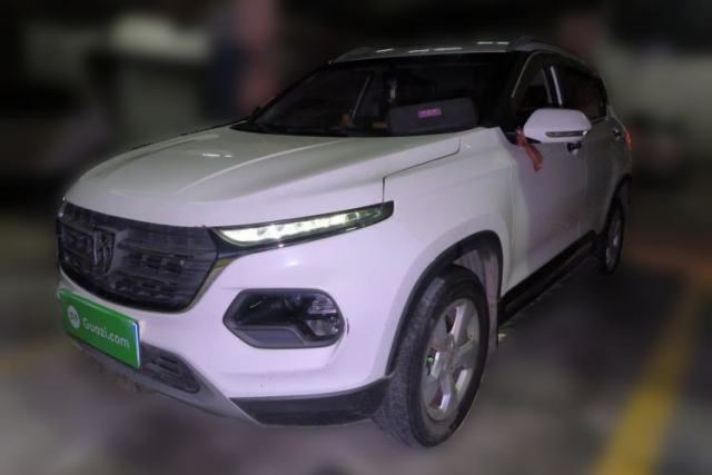 Used Baojun 510 2017 1.5L Automatic Fashion Model