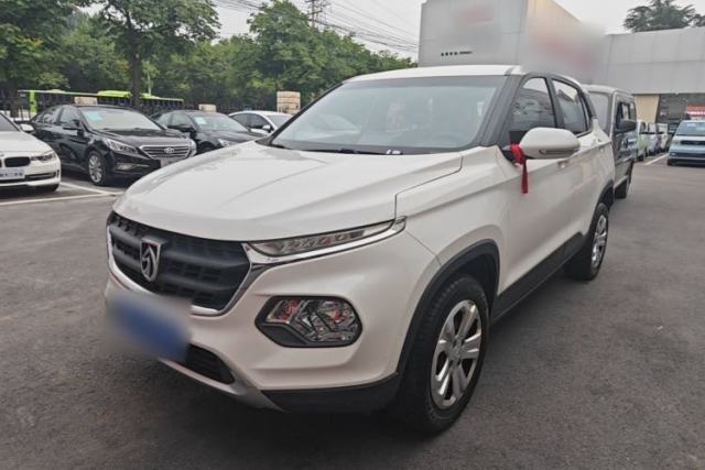 Used Baojun 510 2017 1.5L manual Comfort trim