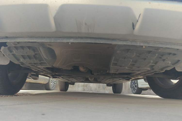 Used Baojun 510 2017 1.5L Manual Fashion Model Chassis Front