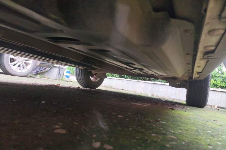 Used Baojun 510 2017 1.5L Automatic Fashion Model Chassis Front Left