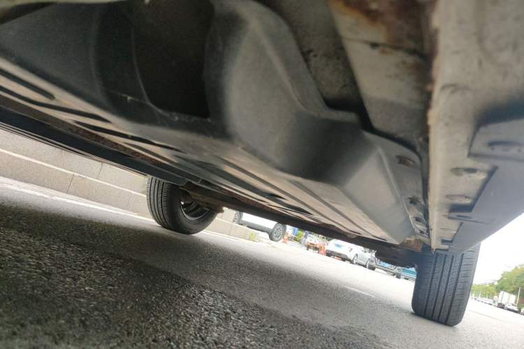 Used Baojun 510 2017 1.5L manual Comfort trim Chassis Front Left