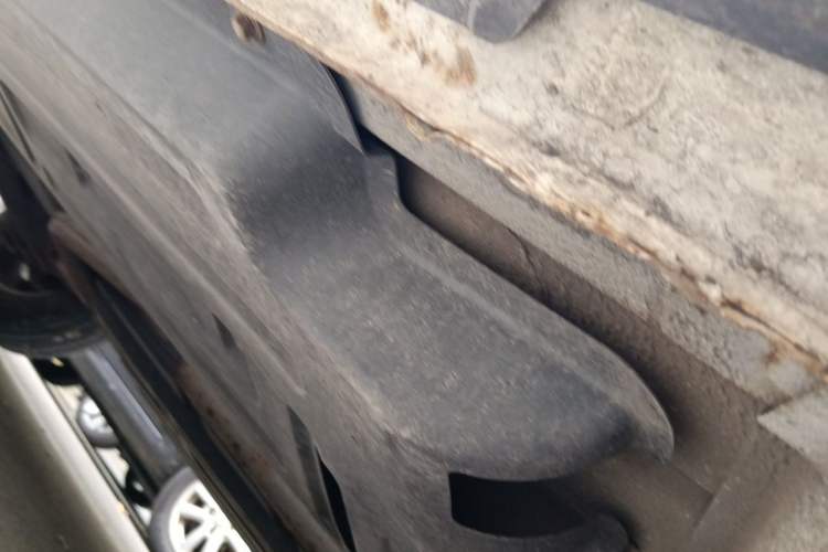 Used Baojun 510 2017 1.5L manual Comfort trim Chassis Front Right