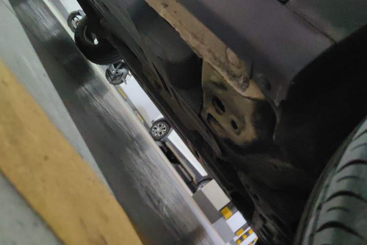 Used Baojun 510 2017 1.5L Manual Luxury Model Chassis Front Right