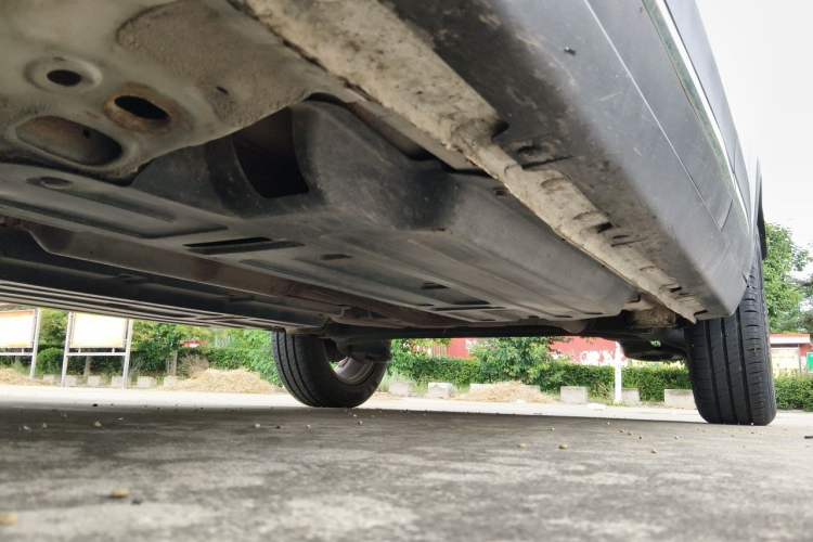 Used Baojun 510 2017 1.5L Automatic Fashion Model Chassis Front Right