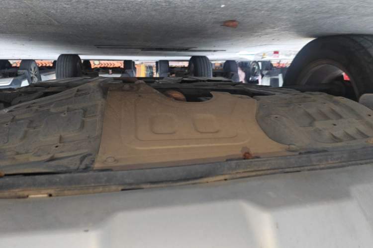 Used Baojun 510 2017 1.5L Automatic Fashion Model Chassis Front