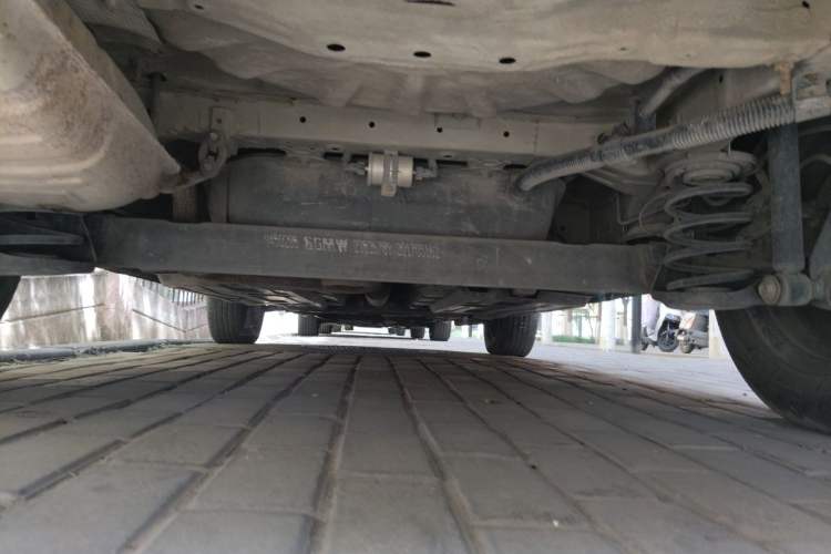 Used Baojun 510 2017 1.5L manual Comfort trim Chassis Rear