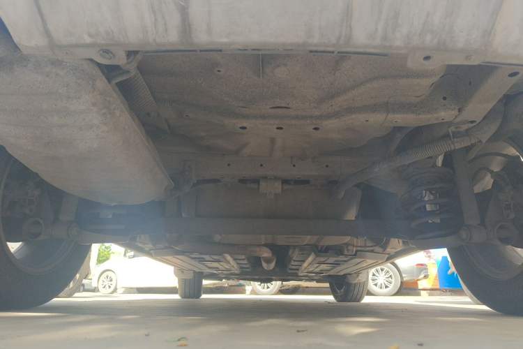 Used Baojun 510 2017 1.5L Manual Fashion Model Chassis Rear