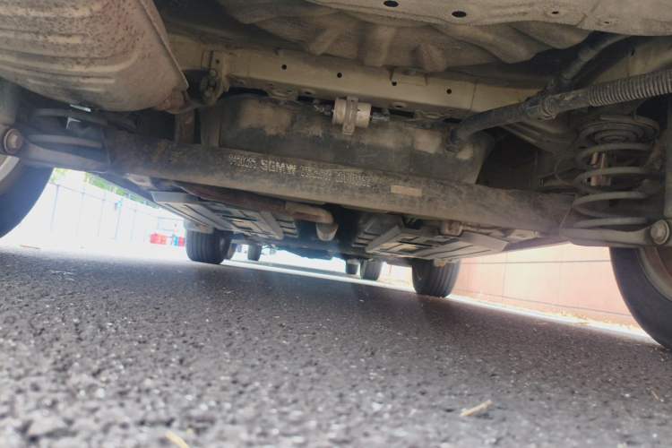 Used Baojun 510 2017 1.5L Manual Fashion Model Chassis Rear