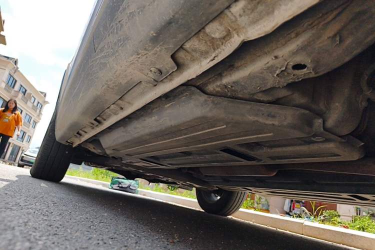 Used Baojun 510 2017 1.5L Automatic Fashion Model Chassis Rear Left