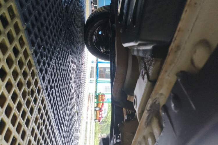 Used Baojun 510 2017 1.5L manual Comfort trim Chassis Rear Left
