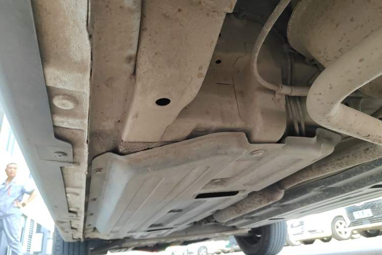 Used Baojun 510 2017 1.5L manual Comfort trim Chassis Rear Left