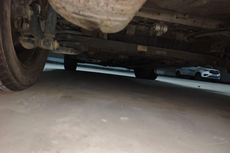 Used Baojun 510 2017 1.5L Automatic Fashion Model Chassis Rear Left