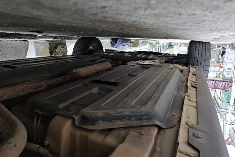 Used Baojun 510 2017 1.5L manual Comfort trim Chassis Rear Left