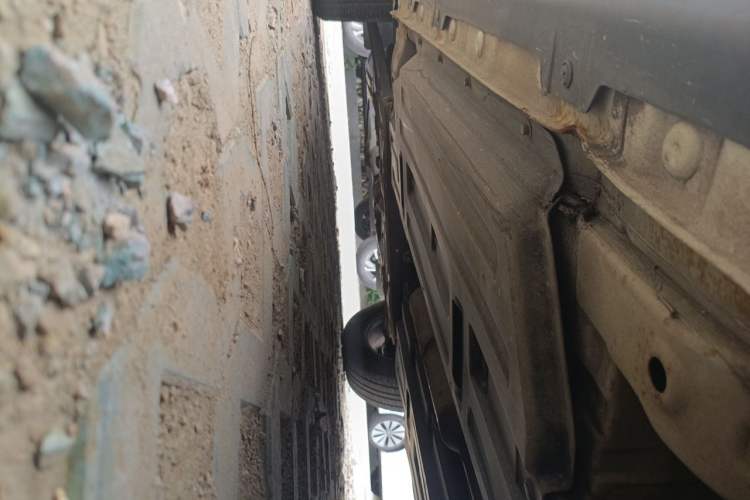 Used Baojun 510  Chassis Rear Left
