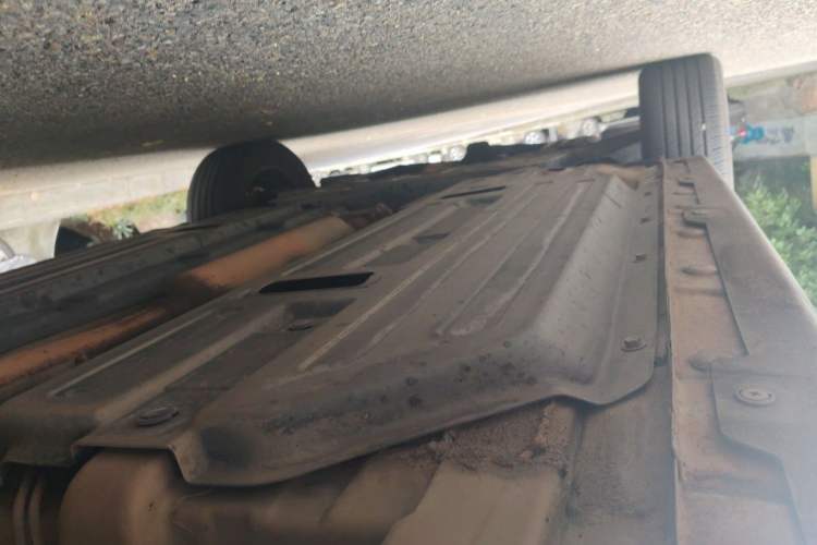 Used Baojun 510 2017 1.5L manual Comfort trim Chassis Rear Left