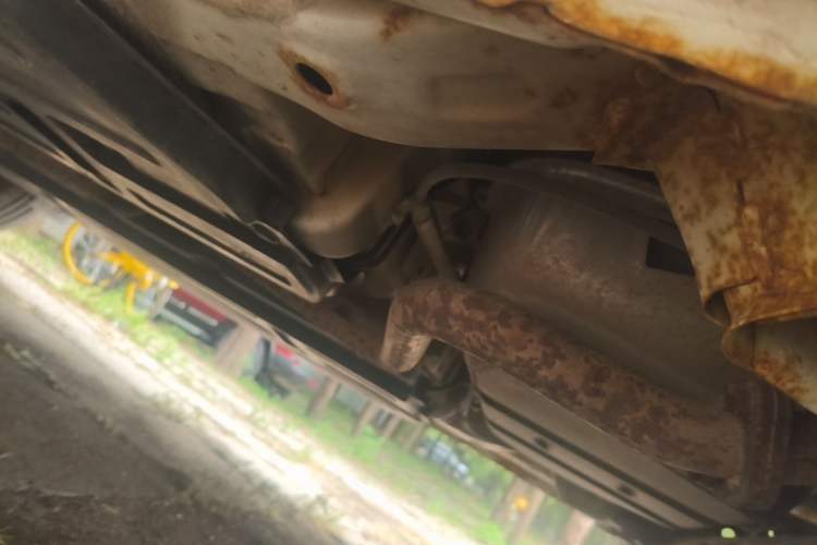 Used Baojun 510 2017 1.5L manual Comfort trim Chassis Rear Left