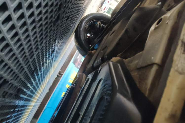 Used Baojun 510 2017 1.5L manual Comfort trim Chassis Rear Right