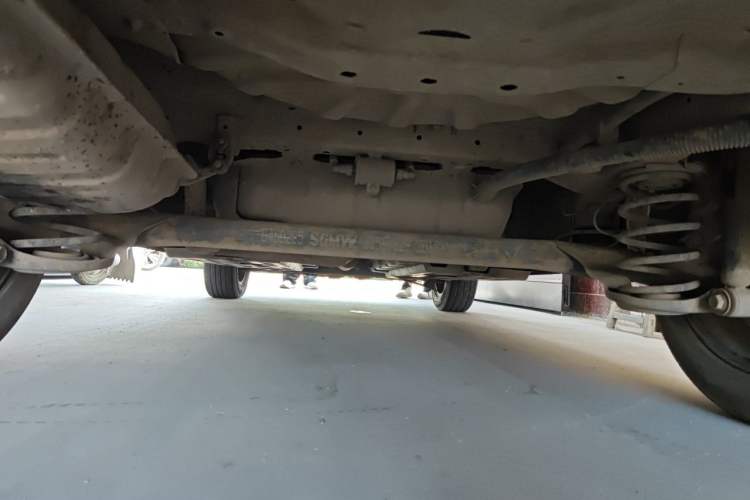 Used Baojun 510 2017 1.5L manual Comfort trim Chassis Rear