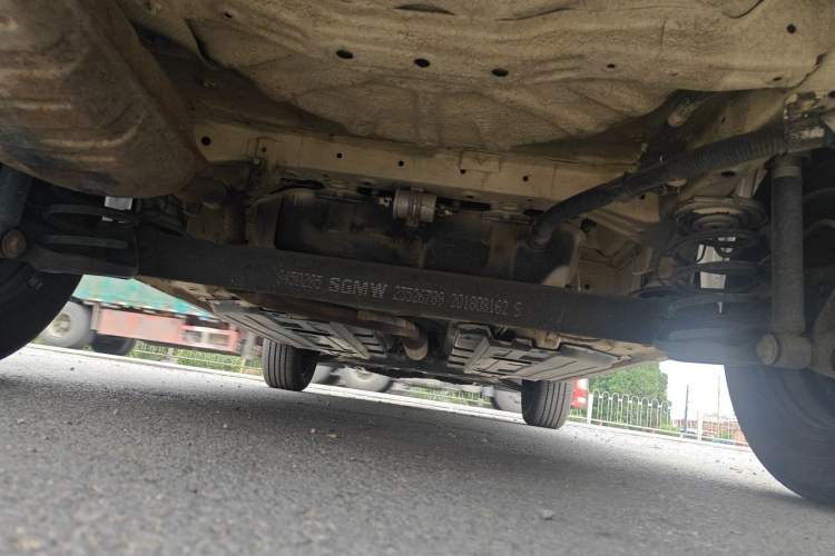 Used Baojun 510 2017 1.5L manual Comfort trim Chassis Rear