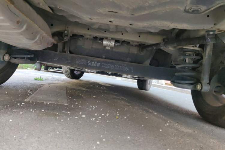 Used Baojun 510 2017 1.5L manual Comfort trim Chassis Rear