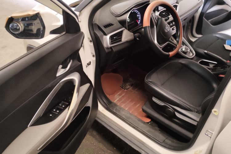 Used Baojun 510 2017 1.5L Automatic Fashion Model Driver Seat