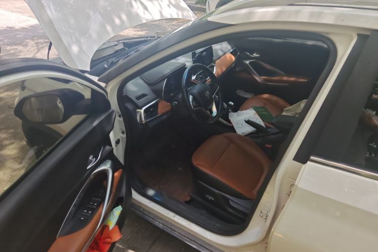 Used Baojun 510 2017 1.5L Manual Luxury Model Driver Seat