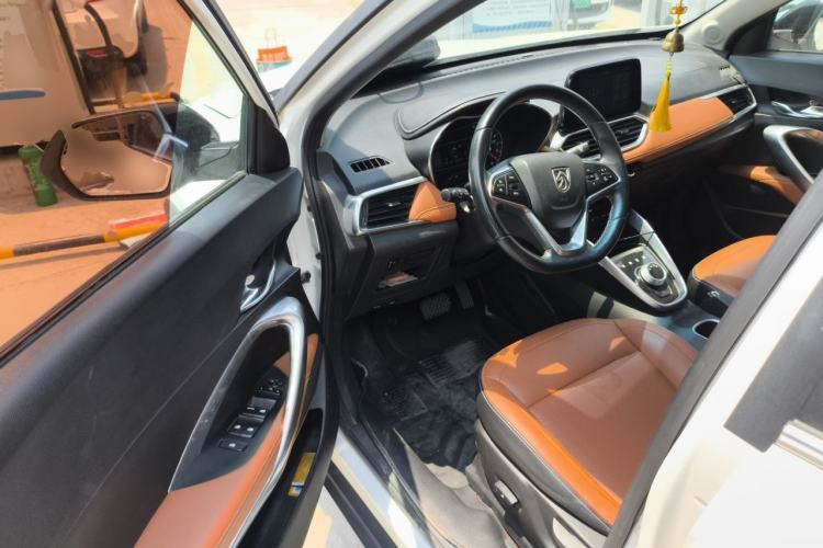 Used Baojun 510 2017 1.5L Automatic Luxury Model Driver Seat
