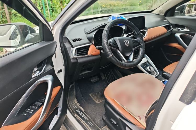 Used Baojun 510 2017 1.5L Automatic Luxury Model Driver Seat