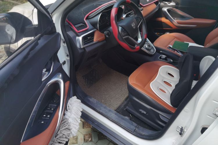 Used Baojun 510 2017 1.5L Automatic Luxury Model Driver Seat