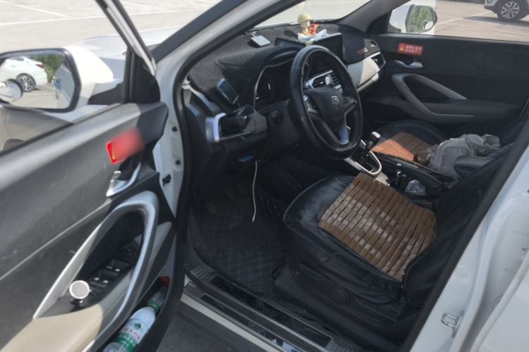 Used Baojun 510 2017 1.5L Manual Fashion Model Driver Seat