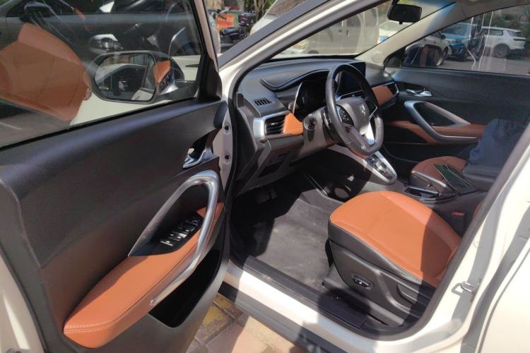 Used Baojun 510 2017 1.5L Automatic Luxury Model Driver Seat