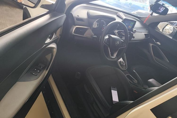 Used Baojun 510 2017 1.5L Automatic Fashion Model Driver Seat